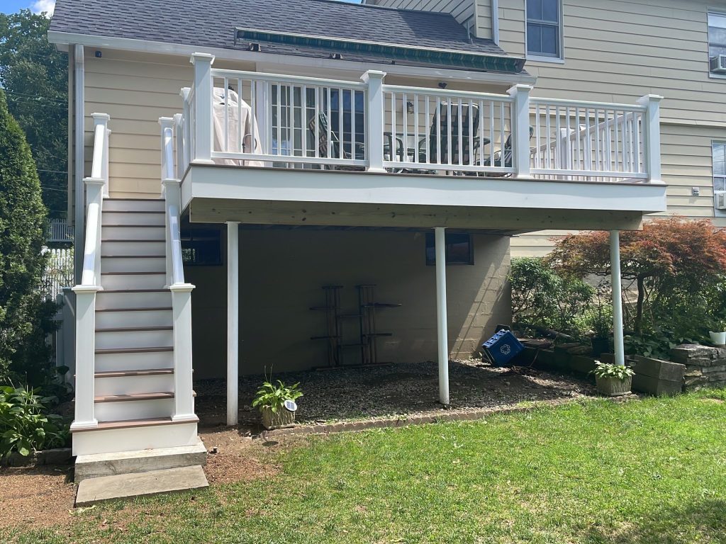 Hartsdale Deck Awning