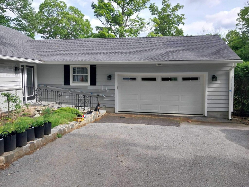 Exterior Painting in New York -residential homein Putnam Valley